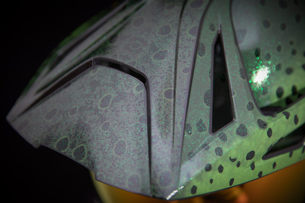 CASCO ICON VARIANT PRO BUG CHUCKER VERDE - Imagen 6