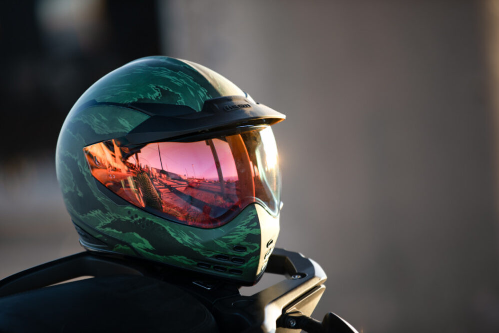 CASCO ICON DOMAIN TIGERBLOOD VERDE - Imagen 7